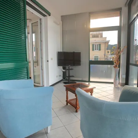 Holiday home 162 - La Veranda Sull'acqua, Fronte E Vista Mare Riva Trigoso, Posto Auto Privato