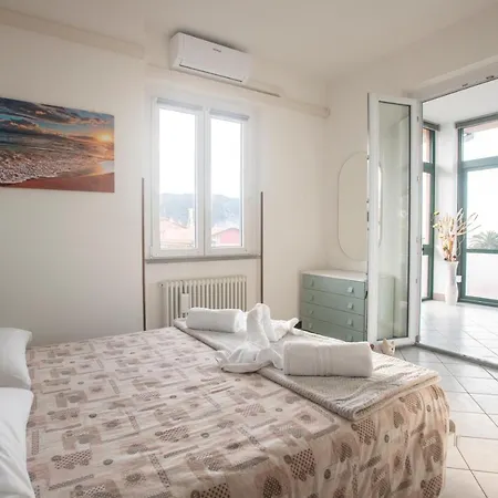 162 - La Veranda Sull'acqua, Fronte E Vista Mare Riva Trigoso, Posto Auto Privato *