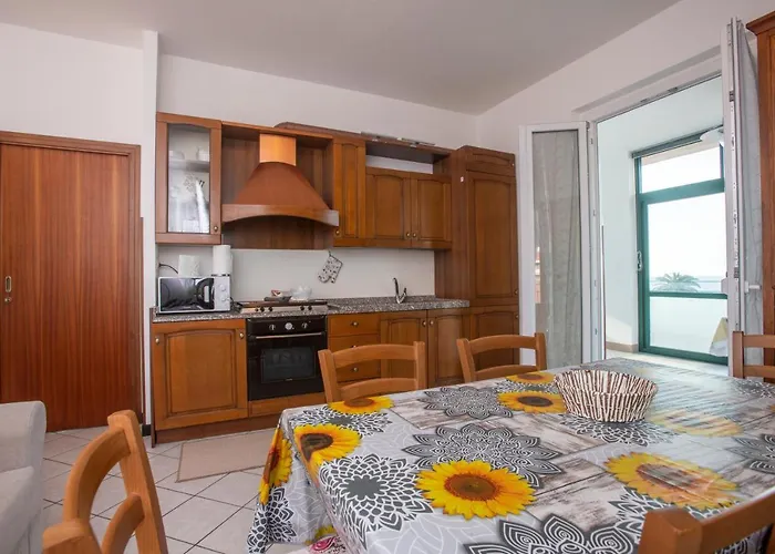 162 - La Veranda Sull'acqua, Fronte E Vista Mare Riva Trigoso, Posto Auto Privato 세스트리레반떼